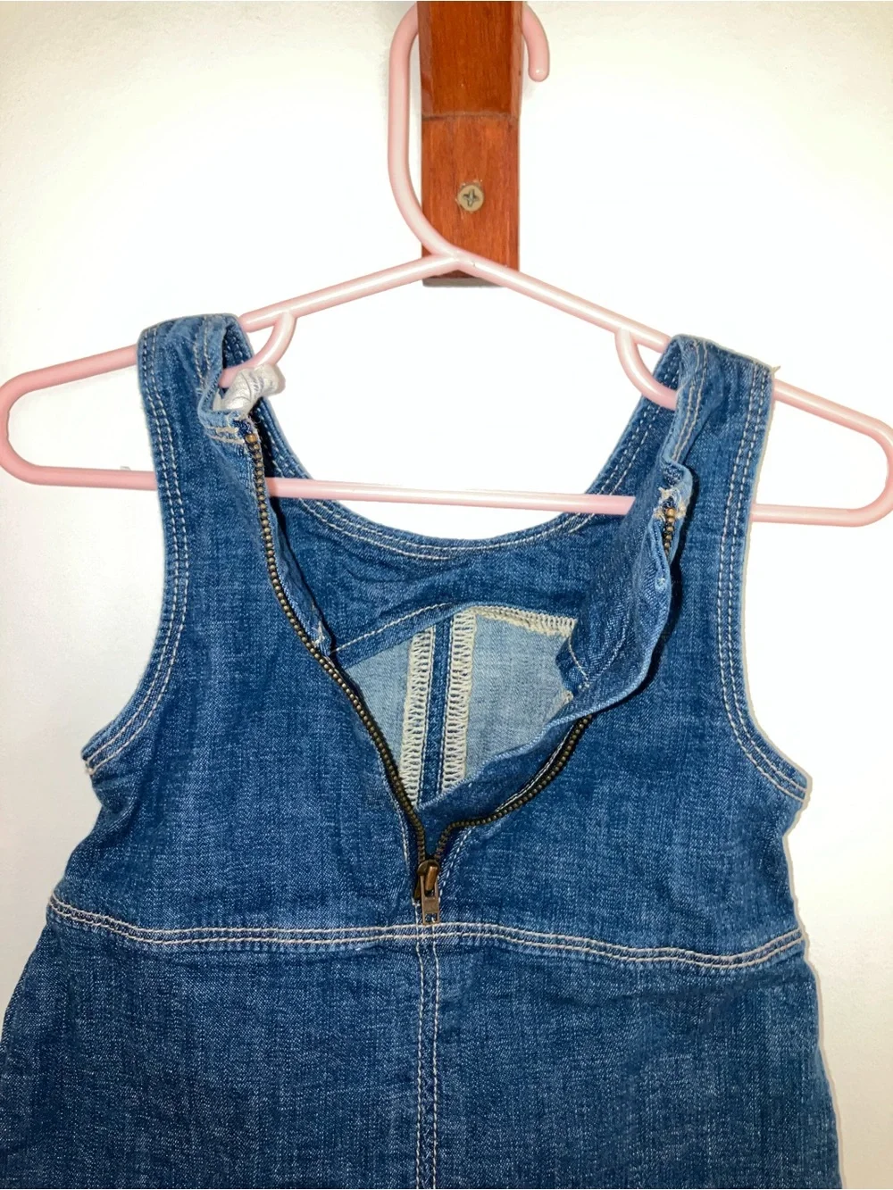 GAP 12/18 Month Baby Denim Jumper Dress Sleeveless Pockets Blue Jean Dress